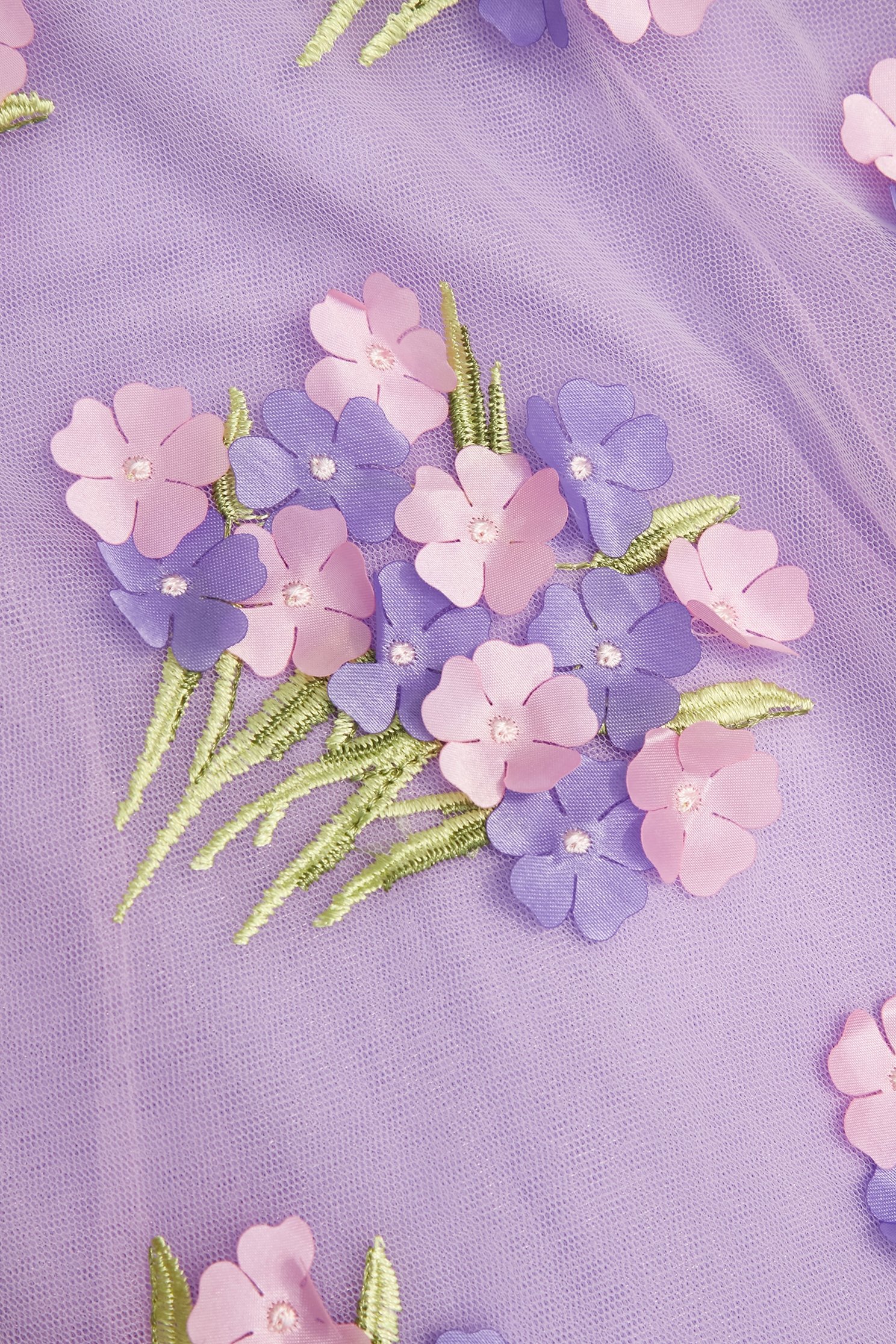 粉紫色立體花瓣刺繡長裙粉紫色立體花瓣刺繡長裙,刺繡,秋冬穿搭,約會特輯,網紗,網裙,花花世界,長裙