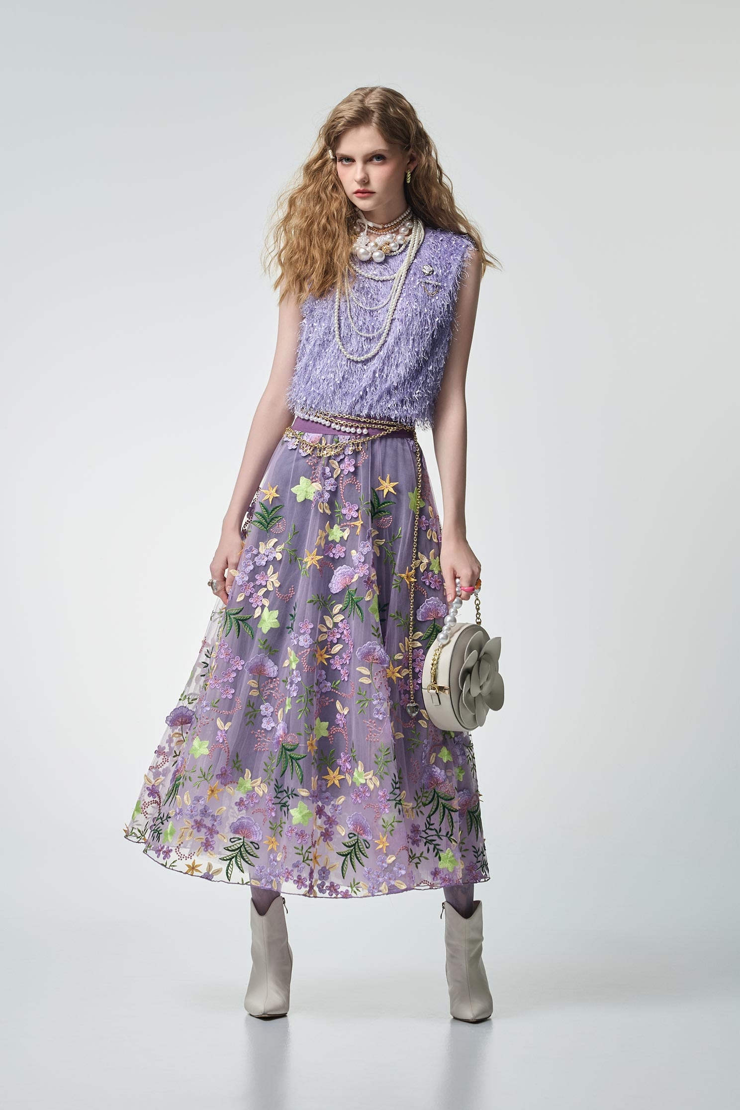 丁香紫色刺繡長裙丁香紫色刺繡長裙,刺繡,秋冬穿搭,約會特輯,網裙,花花世界,長裙