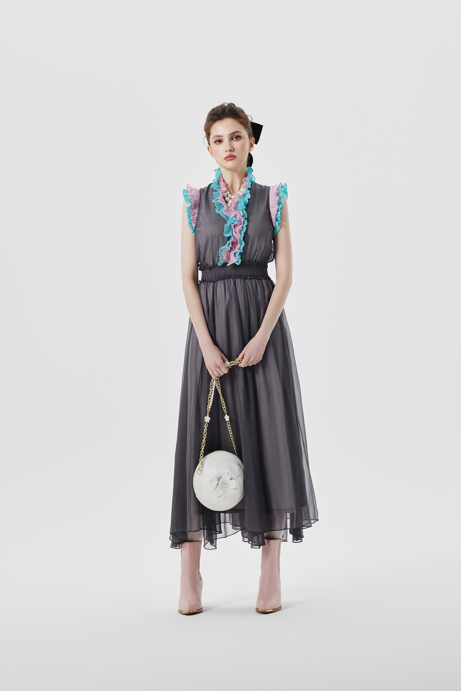 荷葉薄暮灰配色洋裝荷葉薄暮灰配色洋裝,一般洋裝,小禮服,秋冬穿搭,荷葉,雪紡,雪紡洋裝