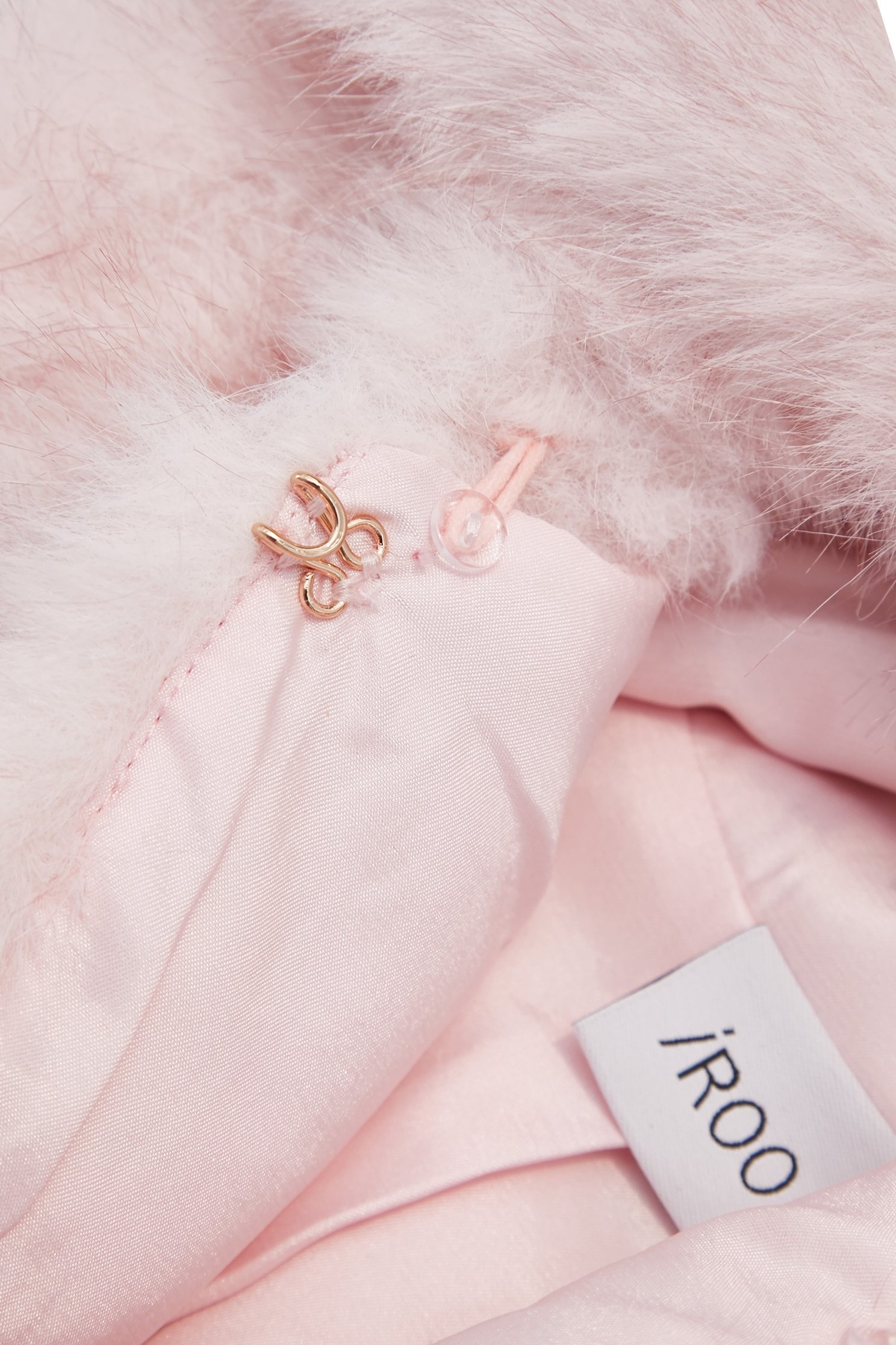 香囊粉仿皮草背心香囊粉仿皮草背心,上班OL穿搭,外套,無袖背心,秋冬穿搭,約會特輯,背心