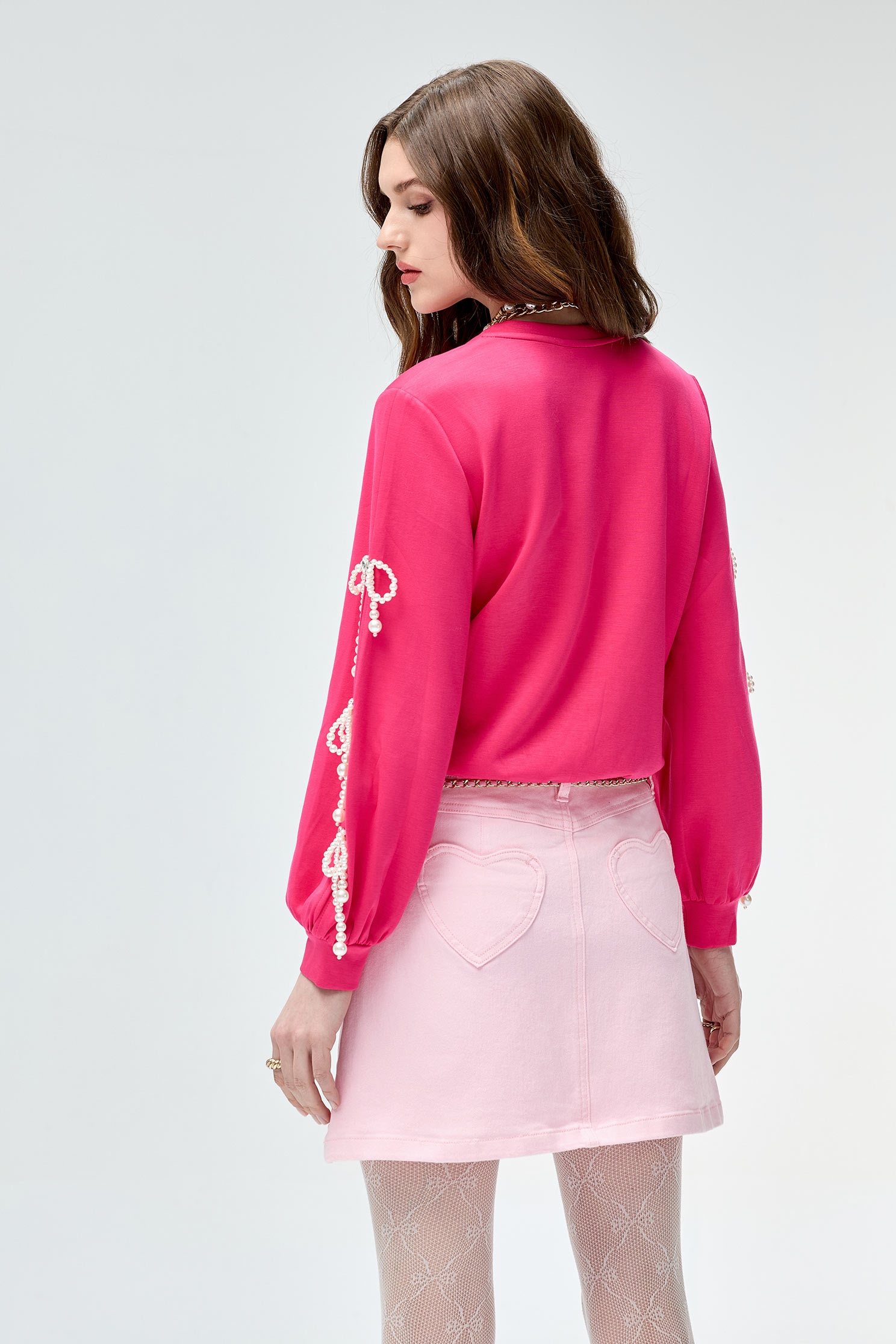 玫瑰花蕾色單品上衣玫瑰花蕾色單品上衣,T-Shirt,上衣,春夏穿搭,珍珠,約會特輯,蝴蝶結,針織