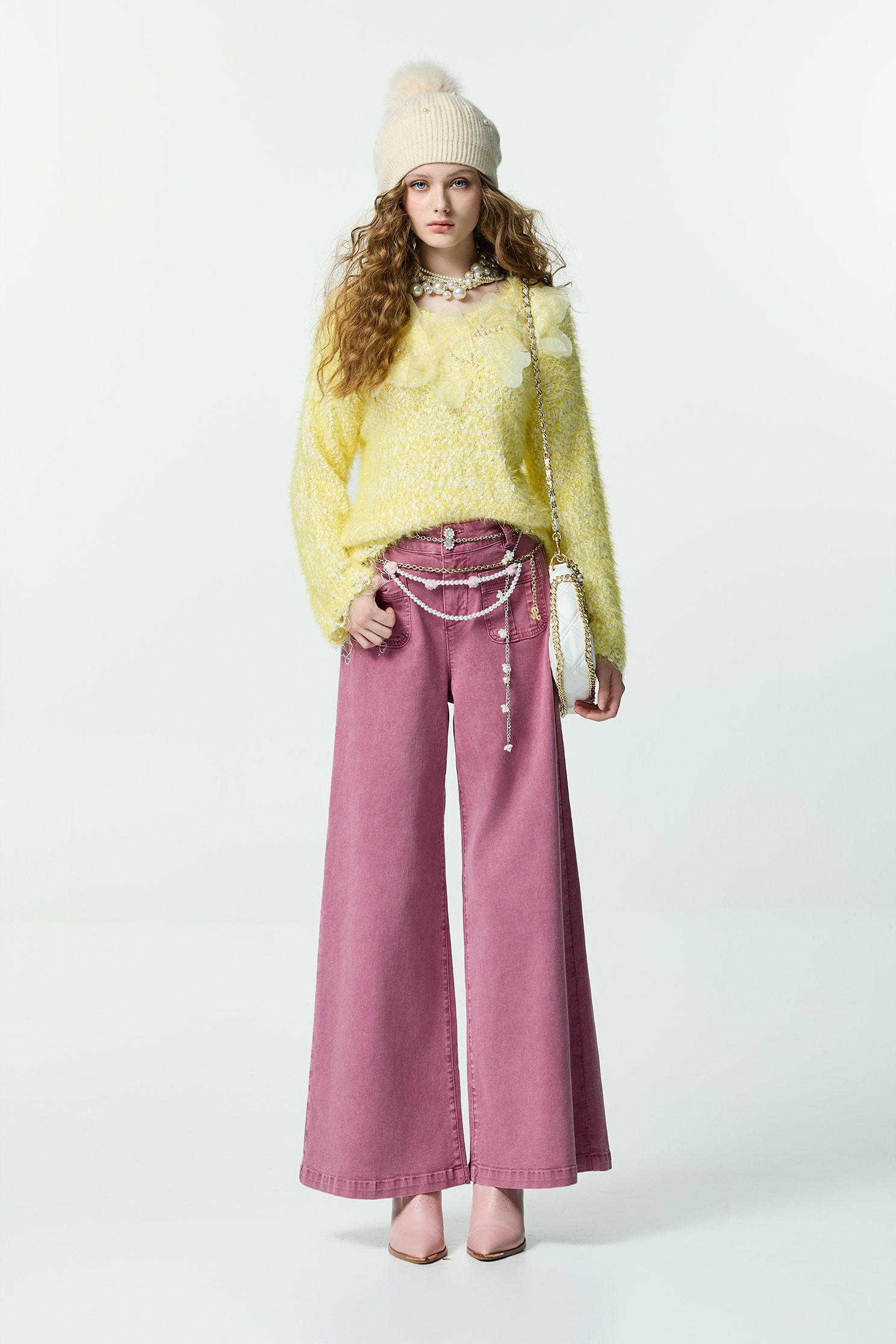 明黃色磨毛沙針織上衣明黃色磨毛沙針織上衣,上衣,珍珠,秋冬穿搭,約會特輯,花花世界,針織,針織上衣,針織衫