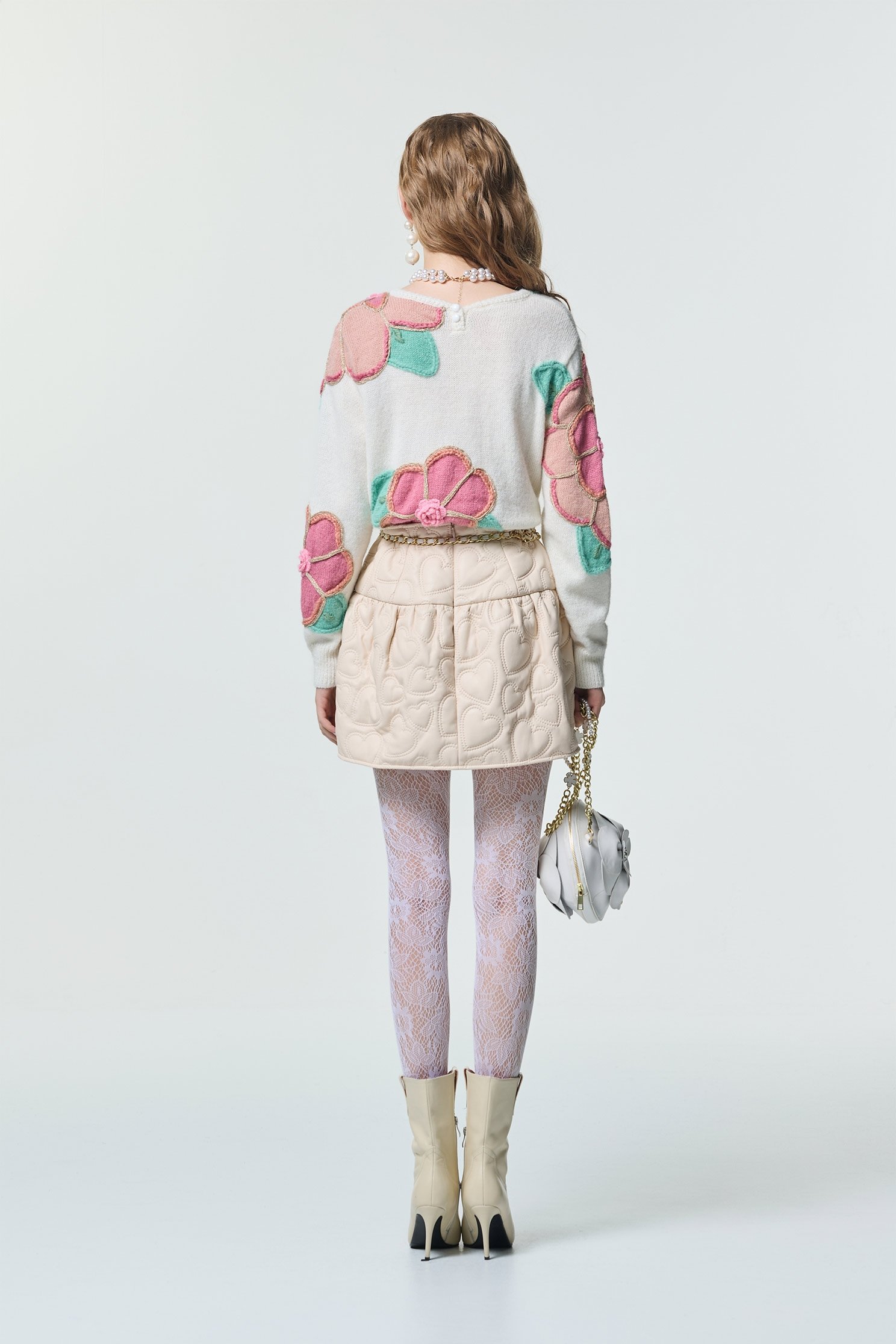 織帶鑲花瓣邊針織上衣織帶鑲花瓣邊針織上衣,上衣,春夏穿搭,針織,針織衫