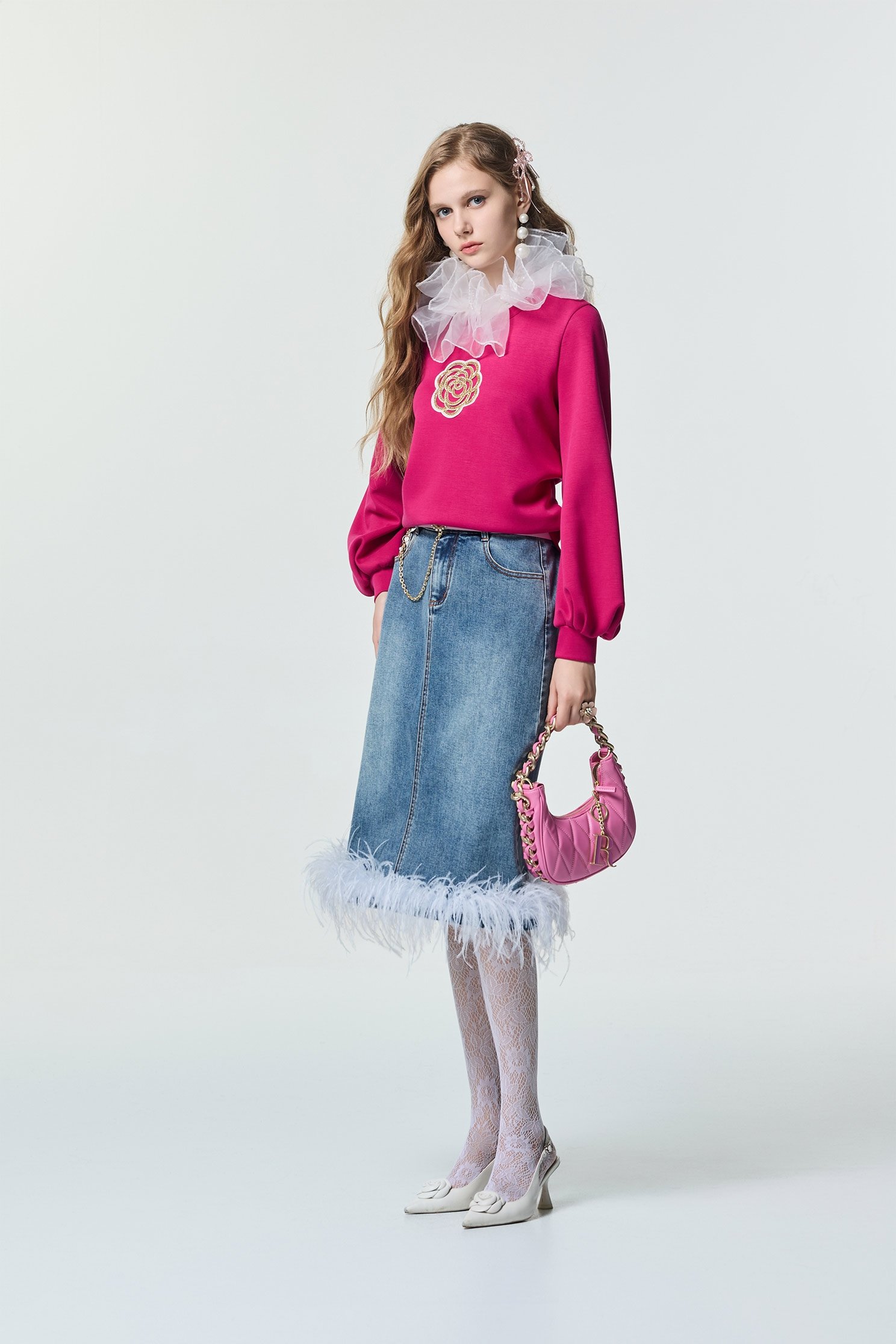 洋紅粉珠珠花飾上衣洋紅粉珠珠花飾上衣,上衣,春夏穿搭,荷葉