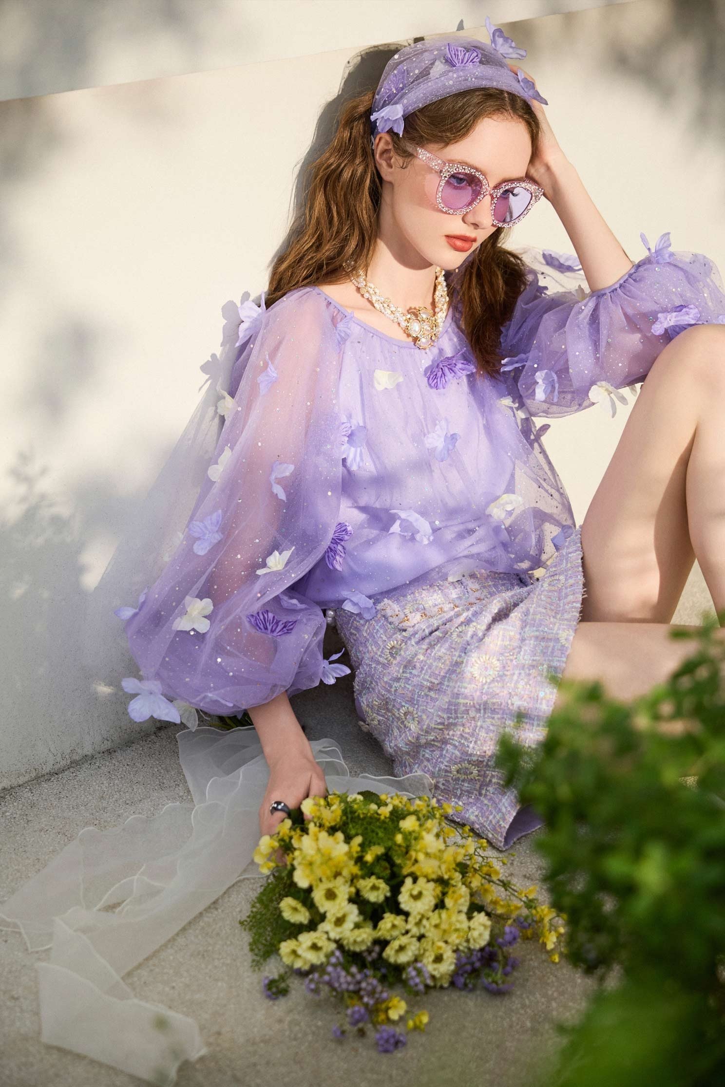 閃亮柔紫色網紗上衣閃亮柔紫色網紗上衣,上衣,春夏穿搭,時髦成套搭配,約會特輯,網紗