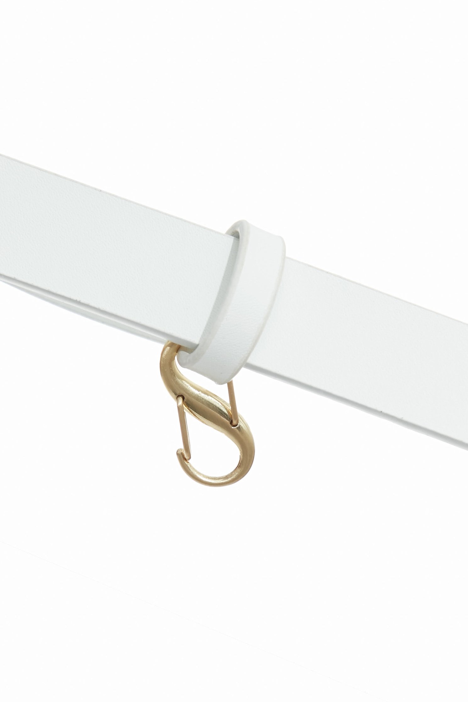 個性珍珠鍊條複合腰帶個性珍珠鍊條複合腰帶,珍珠,皮帶,皮革,秋冬穿搭