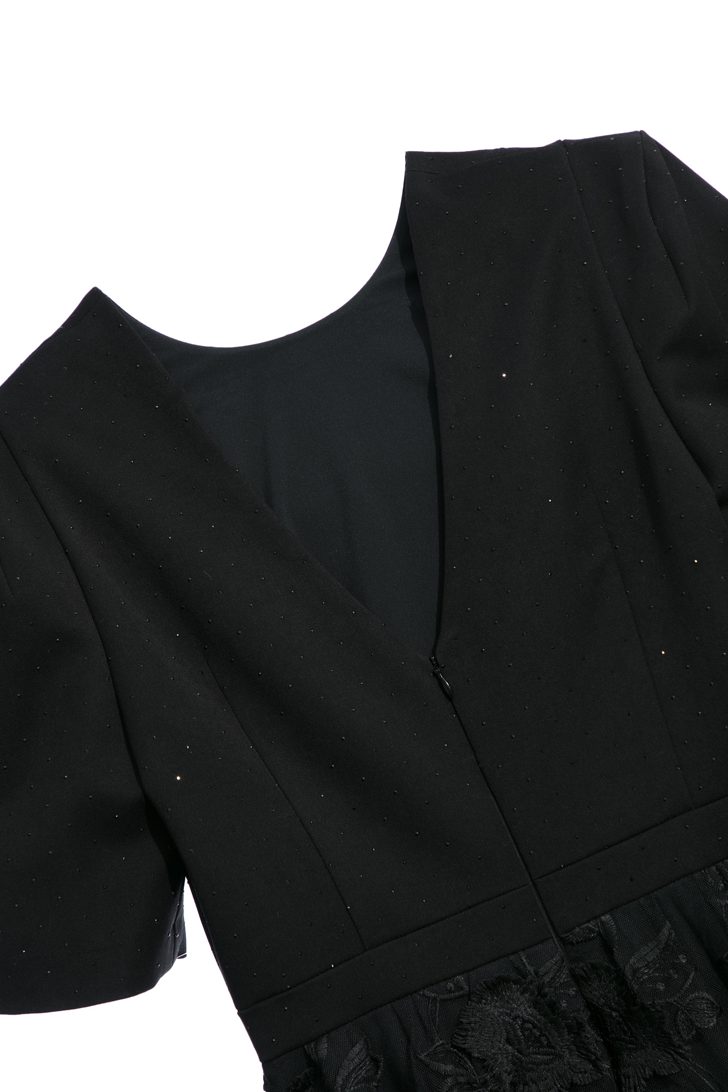 蕾絲刺繡花禮服蕾絲刺繡花禮服,一般洋裝,刺繡,小禮服,禮服,秋冬穿搭,網紗,繡花,蕾絲,黑色洋裝