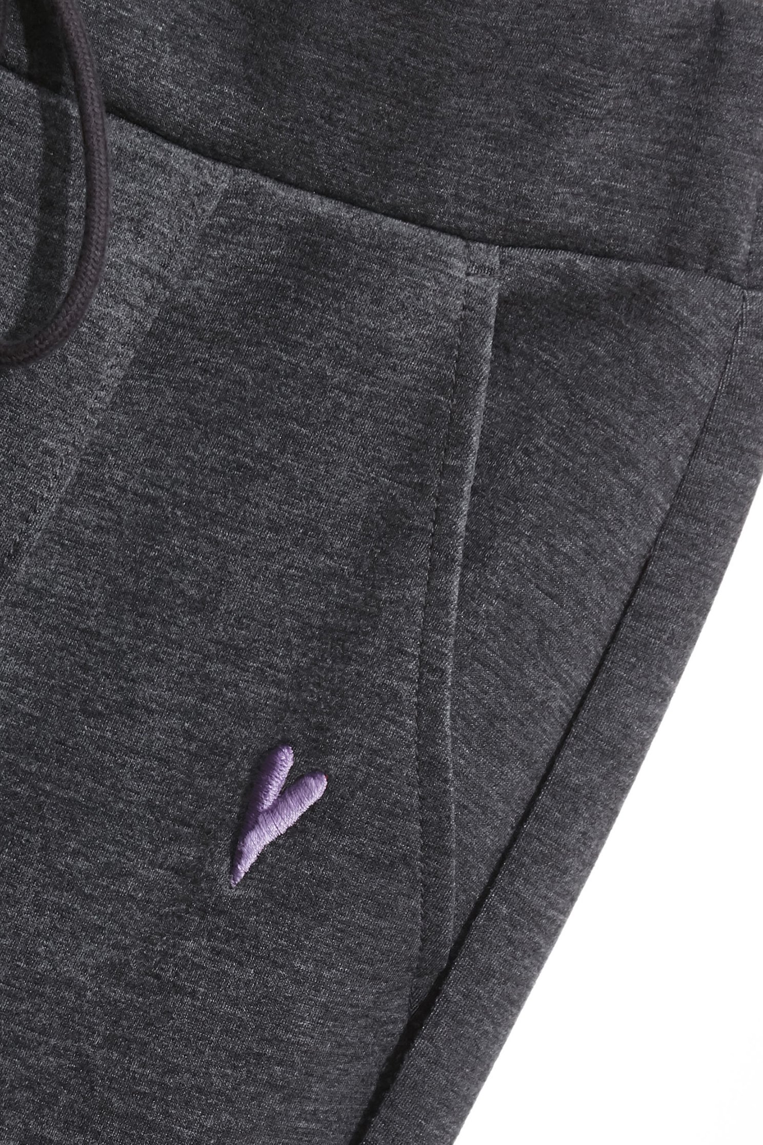 休閒風喇叭長褲粉紅雪糕色喇叭褲,刺繡,喇叭褲,秋冬穿搭,褲子