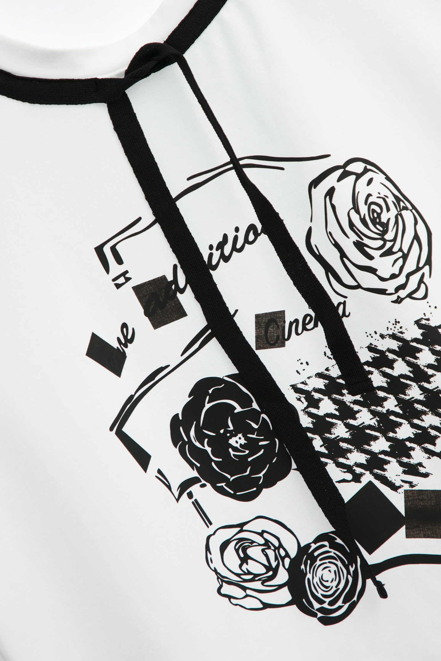 織帶鑲領口T恤上衣織帶鑲領口T恤上衣,T-Shirt,上衣,白色上衣,秋冬穿搭