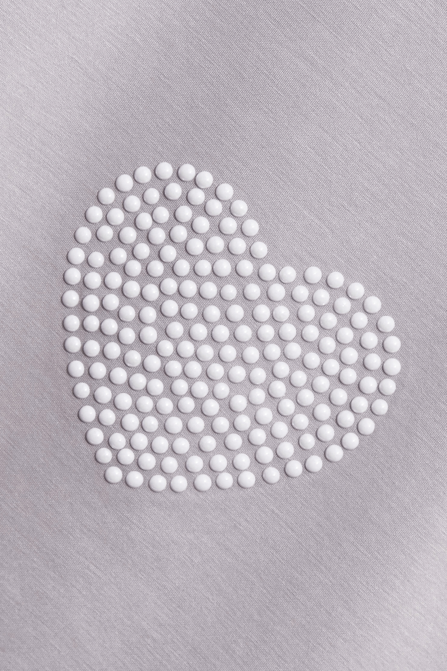 愛心珍珠貼片T恤上衣愛心珍珠貼片T恤上衣,T-Shirt,上衣,春夏穿搭,珍珠,白色上衣