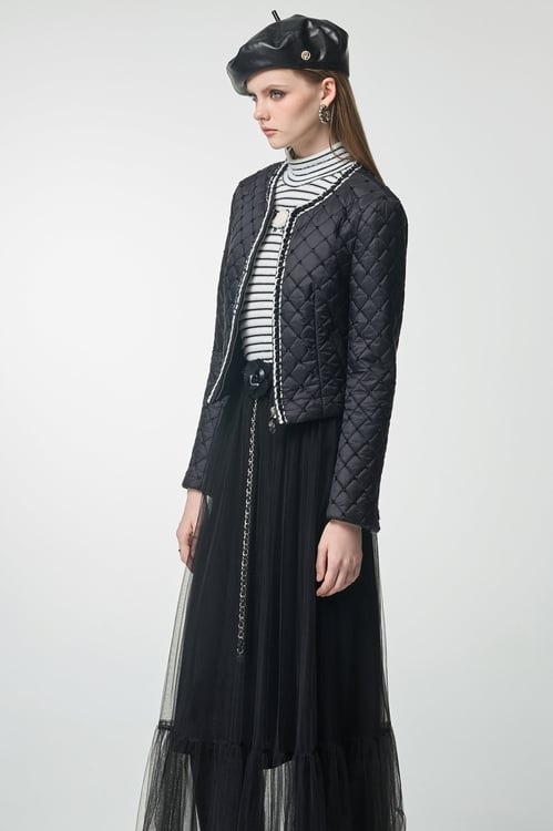 極黑角珠車格鋪棉拉鍊外套,,極黑角珠車格鋪棉拉鍊外套,一般外套,人氣商品,外套,小香風,小香風外套,時髦成套搭配,秋冬穿搭,上班OL穿搭,人氣商品,喇叭褲,珍珠,秋冬穿搭,花花世界,蝴蝶結,褲子,人氣商品,秋冬穿搭,約會特輯,花花世界,長裙,人氣商品,外套,時髦成套搭配,牛仔,牛仔外套,秋冬穿搭,約會特輯,蝴蝶結,飾品,上衣,人氣商品,秋冬穿搭,約會特輯,花花世界,針織,針織上衣,針織衫,上衣,人氣商品,珍珠,秋冬穿搭,花花世界,衛衣,人氣商品,外套,秋冬穿搭,約會特輯,花花世界,針織,針織外套,上班OL穿搭,人氣商品,外套,格紋,皮衣,皮革,秋冬穿搭,連帽外套,時髦成套搭配,秋冬穿搭,長裙,一般背心,一般背心馬甲,上班OL穿搭,秋冬穿搭,約會特輯,背心,針織,針織背心,上班OL穿搭,秋冬穿搭,約會特輯,長大衣,上班OL穿搭,秋冬穿搭,約會特輯,針織,針織衫,一般外套,上班OL穿搭,外套,時髦成套搭配,秋冬穿搭