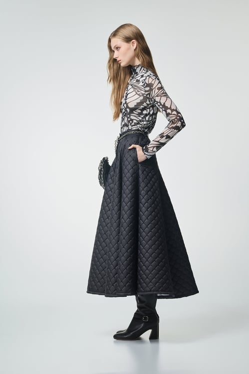 極黑角珠車格鋪棉長裙,,極黑角珠車格鋪棉長裙,一般外套,人氣商品,外套,小香風,小香風外套,時髦成套搭配,秋冬穿搭,上班OL穿搭,人氣商品,喇叭褲,珍珠,秋冬穿搭,花花世界,蝴蝶結,褲子,人氣商品,秋冬穿搭,約會特輯,花花世界,長裙,人氣商品,外套,時髦成套搭配,牛仔,牛仔外套,秋冬穿搭,約會特輯,蝴蝶結,飾品,上衣,人氣商品,秋冬穿搭,約會特輯,花花世界,針織,針織上衣,針織衫,上衣,人氣商品,珍珠,秋冬穿搭,花花世界,衛衣,人氣商品,外套,秋冬穿搭,約會特輯,花花世界,針織,針織外套,上班OL穿搭,人氣商品,外套,格紋,皮衣,皮革,秋冬穿搭,連帽外套,時髦成套搭配,秋冬穿搭,長裙