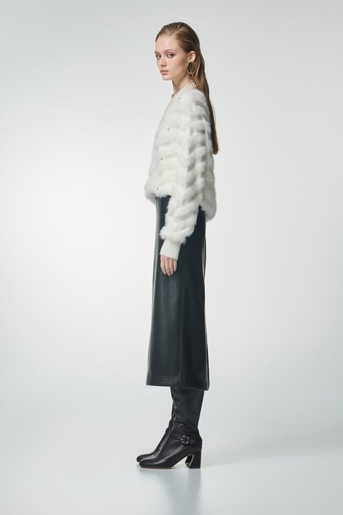 優雅黑皮革中長裙,,優雅黑皮革中長裙,一般外套,人氣商品,外套,小香風,小香風外套,時髦成套搭配,秋冬穿搭,上班OL穿搭,人氣商品,喇叭褲,珍珠,秋冬穿搭,花花世界,蝴蝶結,褲子,人氣商品,秋冬穿搭,約會特輯,花花世界,長裙,人氣商品,外套,時髦成套搭配,牛仔,牛仔外套,秋冬穿搭,約會特輯,蝴蝶結,飾品,上衣,人氣商品,秋冬穿搭,約會特輯,花花世界,針織,針織上衣,針織衫,上衣,人氣商品,珍珠,秋冬穿搭,花花世界,衛衣,人氣商品,外套,秋冬穿搭,約會特輯,花花世界,針織,針織外套,上班OL穿搭,人氣商品,外套,格紋,皮衣,皮革,秋冬穿搭,連帽外套,時髦成套搭配,秋冬穿搭,長裙,一般背心,一般背心馬甲,上班OL穿搭,秋冬穿搭,約會特輯,背心,針織,針織背心,上班OL穿搭,秋冬穿搭,約會特輯,長大衣,上班OL穿搭,秋冬穿搭,約會特輯,針織,針織衫,一般外套,上班OL穿搭,外套,時髦成套搭配,秋冬穿搭,上班OL穿搭,小香風,時髦成套搭配,珍珠,短裙,秋冬穿搭,約會特輯,花花世界,上班OL穿搭,上衣,內搭上衣,珍珠,秋冬穿搭,細肩帶,上班OL穿搭,秋冬穿搭,約會特輯,繡花,針織,針織衫,一般洋裝,上班OL穿搭,小禮服,洋裝特輯,秋冬穿搭,約會特輯,針織,針織洋裝,上班OL穿搭,秋冬穿搭,約會特輯,紗裙,網紗,輕奢度假,輕奢渡假,長裙,上班OL穿搭,上衣,珍珠,秋冬穿搭,花花世界,蕾絲,蕾絲上衣,上班OL穿搭,外套,秋冬穿搭,針織,針織外套,上班OL穿搭,寬褲,秋冬穿搭,褲子,黑色長褲,上衣,珍珠,秋冬穿搭,約會特輯,繡花,花花世界,上班OL穿搭,皮革,秋冬穿搭,約會特輯,長裙