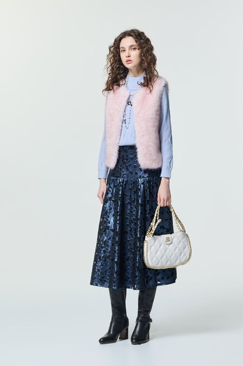 光澤感壓花中長裙,,光澤感壓花中長裙,上班OL穿搭,人氣商品,春夏穿搭,簡約穿搭,針織,針織外套,上班OL穿搭,人氣商品,秋冬穿搭,約會特輯,針織,針織衫,T恤,上班OL穿搭,上衣,人氣商品,春夏穿搭,珍珠,簡約穿搭,約會特輯,荷葉,上班OL穿搭,人氣商品,春夏穿搭,珍珠,約會特輯,荷葉,針織,針織衫,上衣,人氣商品,春夏穿搭,珍珠,約會特輯,上班OL穿搭,上衣,人氣商品,內搭上衣,春夏穿搭,格紋,簡約穿搭,一般背心,一般背心馬甲,上班OL穿搭,人氣商品,秋冬穿搭,背心,針織,針織背心,一般外套,上班OL穿搭,人氣商品,外套,小香風外套,春夏穿搭,時髦成套搭配,格紋,派對特輯,珍珠,荷葉,針織,一般外套,上班OL穿搭,外套,春夏穿搭,時髦成套搭配,格紋,約會特輯,蝴蝶結,上衣,春夏穿搭,簡約穿搭,約會特輯,針織,針織上衣,針織衫,上班OL穿搭,上衣,春夏穿搭,條紋,約會特輯,針織,針織上衣,針織衫,春夏穿搭,約會特輯,網裙,長裙