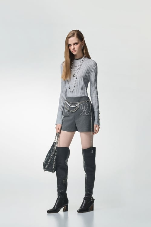 字母重影造型刺繡短褲,短褲