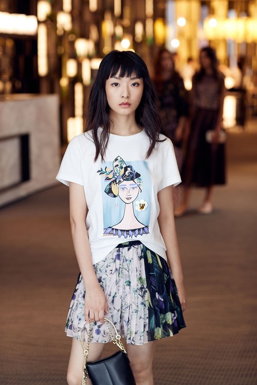 浪漫唯美女人設計短褲,