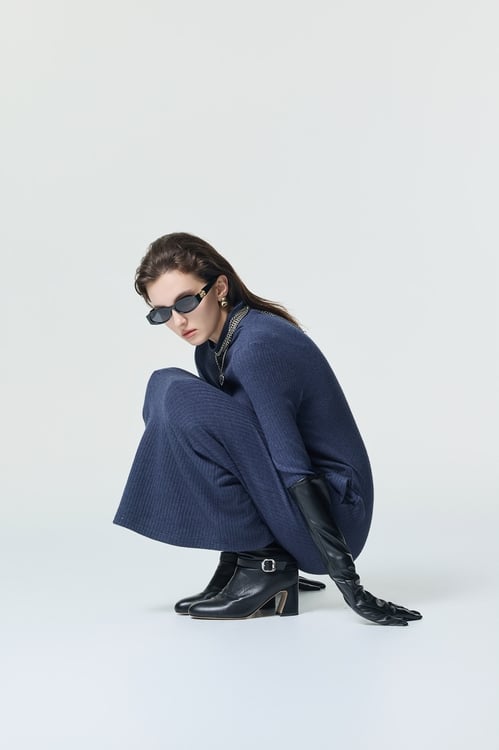 復古藍針織長洋裝,,復古藍針織長洋裝,刺繡,春夏穿搭,時髦成套搭配,珍珠,簡約穿搭,長裙,刺繡,春夏穿搭,時髦成套搭配,珍珠,簡約穿搭,長裙,人氣商品,刺繡,外套,春夏穿搭,時髦成套搭配,珍珠,簡約穿搭,連帽外套,人氣商品,刺繡,外套,春夏穿搭,時髦成套搭配,珍珠,簡約穿搭,連帽外套,上班OL穿搭,人氣商品,春夏穿搭,時髦成套搭配,格紋,短褲,約會特輯,上衣,人氣商品,春夏穿搭,珍珠,約會特輯,人氣商品,外套,春夏穿搭,條紋,約會特輯,針織,針織外套,上衣,人氣商品,春夏穿搭,簡約穿搭,約會特輯,蝴蝶結,一般外套,上班OL穿搭,人氣商品,外套,春夏穿搭,時髦成套搭配,格紋,約會特輯,蝴蝶結,V領上衣,上衣,人氣商品,春夏穿搭,約會特輯,針織,針織上衣,針織衫,上班OL穿搭,上衣,秋冬穿搭,簡約穿搭,約會特輯,長袖上衣,上衣,人氣商品,春夏穿搭,簡約穿搭,約會特輯,針織,針織上衣,針織衫,一般外套,外套,春夏穿搭,一般外套,外套,春夏穿搭,一般背心,一般背心馬甲,春夏穿搭,背心,上衣,春夏穿搭,針織,針織衫,上衣,春夏穿搭,珍珠,針織,針織衫,春夏穿搭,珍珠,百摺裙,一般外套,一般背心,一般背心馬甲,外套,秋冬穿搭,背心,針織,針織背心,春夏穿搭,短裙,一般洋裝,小禮服,春夏穿搭,條紋,針織,針織洋裝