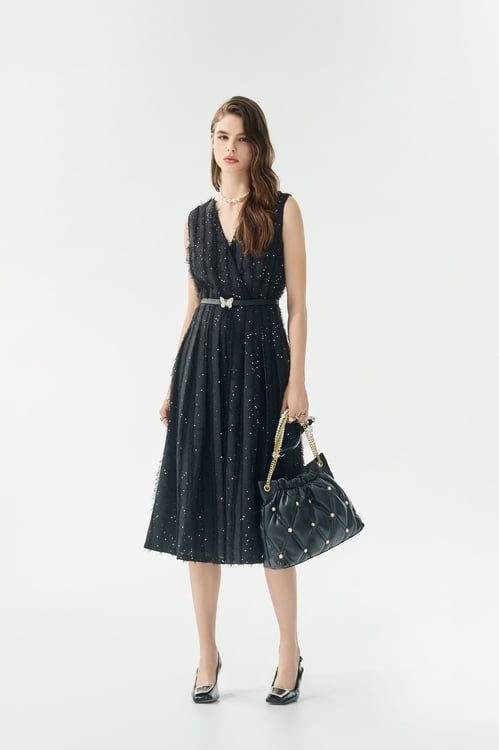 華麗崁飾亮片無袖洋裝,,華麗崁飾亮片無袖洋裝,一般外套,上班OL穿搭,人氣商品,外套,春夏穿搭,派對特輯,珍珠,黑色外套,上班OL穿搭,春夏穿搭,約會特輯,長裙,黑色裙子,一般外套,上班OL穿搭,外套,小香風,春夏穿搭,珍珠,約會特輯,針織,針織外套,黑色外套,上班OL穿搭,上衣,春夏穿搭,白色上衣,簡約穿搭,約會特輯,荷葉,針織,雪紡,上班OL穿搭,喇叭褲,春夏穿搭,簡約穿搭,蕾絲,褲子,黑色褲子,上班OL穿搭,上衣,人氣商品,春夏穿搭,珍珠,簡約穿搭,約會特輯,蝴蝶結,黑色上衣,上班OL穿搭,寬褲,春夏穿搭,派對特輯,珍珠,褲子,黑色褲子,上班OL穿搭,上衣,春夏穿搭,條紋,約會特輯,針織,針織衫,一般外套,上班OL穿搭,外套,春夏穿搭,珍珠,白色外套,一般洋裝,人氣商品,春夏穿搭,洋裝特輯,黑色洋裝,上班OL穿搭,上衣,春夏穿搭,約會特輯,荷葉,針織,針織衫,黑色上衣,上班OL穿搭,上衣,春夏穿搭,珍珠,白色上衣,約會特輯,蕾絲,一般外套,上班OL穿搭,外套,春夏穿搭,約會特輯,黑色外套,上班OL穿搭,上衣,內搭上衣,春夏穿搭,派對特輯,珍珠,約會特輯,黑色上衣,上班OL穿搭,春夏穿搭,長裙,黑色裙子,上班OL穿搭,上衣,春夏穿搭,簡約穿搭,雪紡,黑色上衣,上班OL穿搭,上衣,內搭上衣,春夏穿搭,簡約穿搭,約會特輯,荷葉,一般洋裝,上班OL穿搭,小香風,春夏穿搭,洋裝特輯,派對特輯,白色洋裝,上班OL穿搭,上衣,春夏穿搭,約會特輯,黑色上衣,一般洋裝,春夏穿搭,洋裝特輯,黑色洋裝