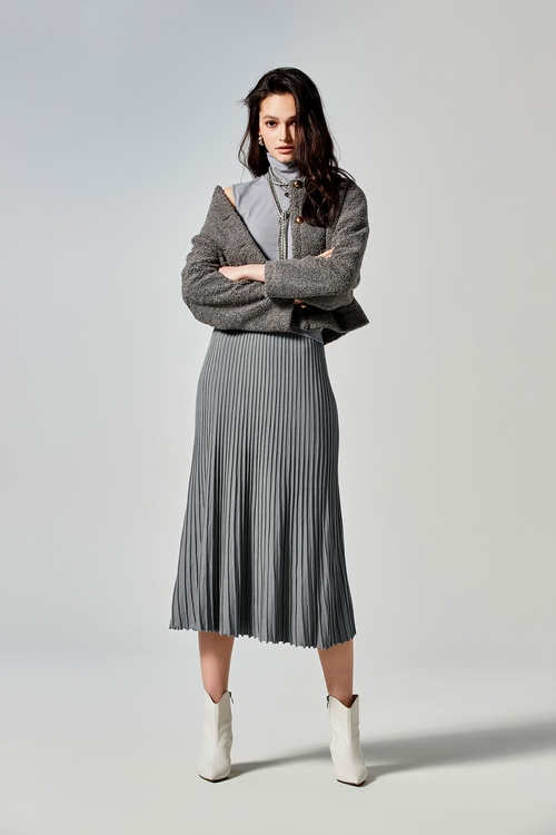 珊瑚灰小高領內搭背心,內搭上衣