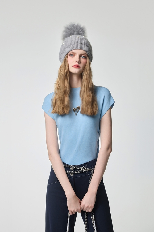 月光石藍無袖針織上衣,,月光石藍無袖針織上衣,上班OL穿搭,外套,秋冬穿搭,約會特輯,蝴蝶結,西裝外套,輕奢度假,輕奢渡假,長大衣,長版外套,時髦成套搭配,短褲,秋冬穿搭,約會特輯,上班OL穿搭,上衣,外套,秋冬穿搭,約會特輯,蝴蝶結,針織,針織上衣,針織外套,上班OL穿搭,上衣,秋冬穿搭,荷葉,襯衫,雪紡,上班OL穿搭,外套,秋冬穿搭,約會特輯,針織,針織外套,一般外套,上班OL穿搭,外套,時髦成套搭配,秋冬穿搭,長袖外套,上班OL穿搭,上衣,珍珠,秋冬穿搭,約會特輯,蕾絲,蕾絲上衣,輕奢度假,輕奢渡假,V領上衣,上班OL穿搭,上衣,格紋,秋冬穿搭,約會特輯,輕奢度假,輕奢渡假,針織,針織上衣,針織衫,上班OL穿搭,上衣,秋冬穿搭,約會特輯,高領上衣,上班OL穿搭,寬褲,秋冬穿搭,約會特輯,褲子,上班OL穿搭,皮革,秋冬穿搭,約會特輯,長裙,上班OL穿搭,上衣,秋冬穿搭,約會特輯,針織,針織上衣,針織衫,上班OL穿搭,上衣,秋冬穿搭,約會特輯,蕾絲,蕾絲上衣,針織,針織上衣,針織衫,A字裙,上班OL穿搭,時髦成套搭配,秋冬穿搭,長裙,上衣,小香風,帽T,時髦成套搭配,秋冬穿搭,約會特輯,T恤,上班OL穿搭,上衣,秋冬穿搭,約會特輯,蕾絲,蕾絲上衣,一般洋裝,秋冬穿搭,約會特輯,V領上衣,上班OL穿搭,上衣,秋冬穿搭,約會特輯,輕奢度假,輕奢渡假,針織,針織上衣,針織衫,上班OL穿搭,喇叭褲,牛仔,牛仔褲,秋冬穿搭,約會特輯,褲子,一般背心,一般背心馬甲,上衣,秋冬穿搭,約會特輯,針織,針織上衣