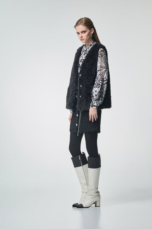 夜黑泰迪熊背心外套,,夜黑泰迪熊背心外套,上班OL穿搭,人氣商品,外套,格紋,皮衣,皮革,秋冬穿搭,連帽外套,時髦成套搭配,秋冬穿搭,長裙,一般背心,一般背心馬甲,上班OL穿搭,秋冬穿搭,約會特輯,背心,針織,針織背心,上班OL穿搭,秋冬穿搭,約會特輯,長大衣,一般外套,上班OL穿搭,外套,時髦成套搭配,秋冬穿搭,上班OL穿搭,小香風,時髦成套搭配,珍珠,短裙,秋冬穿搭,約會特輯,花花世界,上班OL穿搭,上衣,內搭上衣,珍珠,秋冬穿搭,細肩帶,上班OL穿搭,秋冬穿搭,約會特輯,繡花,針織,針織衫,一般洋裝,上班OL穿搭,小禮服,洋裝特輯,秋冬穿搭,約會特輯,針織,針織洋裝,上班OL穿搭,秋冬穿搭,約會特輯,紗裙,網紗,輕奢度假,輕奢渡假,長裙,上班OL穿搭,外套,秋冬穿搭,針織,針織外套,上班OL穿搭,寬褲,秋冬穿搭,褲子,黑色長褲,上衣,珍珠,秋冬穿搭,約會特輯,繡花,花花世界,上班OL穿搭,皮革,秋冬穿搭,約會特輯,長裙,一般外套,上班OL穿搭,外套,小香風,小香風外套,時髦成套搭配,珍珠,秋冬穿搭,約會特輯,花花世界,上衣,秋冬穿搭,一般背心,一般背心馬甲,上班OL穿搭,外套,秋冬穿搭,約會特輯,背心,背心外套