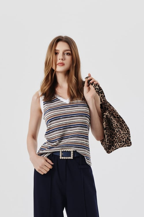 焦糖漸層配藍條上衣,,焦糖漸層配藍條上衣,一般外套,春夏穿搭,長大衣,一般外套,上班OL穿搭,外套,春夏穿搭,一般背心,一般背心馬甲,上班OL穿搭,春夏穿搭,無袖背心,背心,長大衣,上班OL穿搭,上衣,春夏穿搭,條紋,簡約穿搭,針織,針織上衣,針織衫,上班OL穿搭,上衣,春夏穿搭,條紋,珍珠,約會特輯,針織,針織上衣,針織衫,春夏穿搭,珍珠,百摺裙,百摺長裙,簡約穿搭,約會特輯,長裙,V領背心,一般背心,一般背心馬甲,上班OL穿搭,外套,無袖背心,秋冬穿搭,約會特輯,背心,針織,針織外套,針織背心,上班OL穿搭,春夏穿搭,短裙,約會特輯,小禮服,春夏穿搭,條紋,約會特輯,針織,針織洋裝,長洋裝,上班OL穿搭,寬褲,春夏穿搭,簡約穿搭,褲子,上班OL穿搭,上衣,春夏穿搭,珍珠,約會特輯,針織,針織上衣,針織衫,上班OL穿搭,春夏穿搭,牛仔,牛仔褲,約會特輯,上班OL穿搭,上衣,春夏穿搭,針織,針織上衣,針織衫,春夏穿搭,牛仔,牛仔褲,褲子,上衣,春夏穿搭,格紋,針織,針織衫,上衣,春夏穿搭,簡約穿搭,衛衣,項鍊,上班OL穿搭,上衣,春夏穿搭,簡約穿搭,約會特輯,針織,針織上衣,針織衫,一般背心,一般背心馬甲,上衣,春夏穿搭,條紋,背心