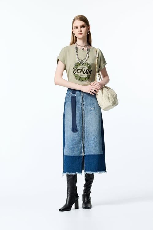 海帶綠美麗刺繡Ｔ恤上衣,,海帶綠美麗刺繡Ｔ恤上衣,外套,時髦成套搭配,秋冬穿搭,針織,針織外套,一般洋裝,上班OL穿搭,上衣,外套,秋冬穿搭,襯衫,長版襯衫,上班OL穿搭,丹寧,外套,牛仔,牛仔外套,秋冬穿搭,約會特輯,牛仔,牛仔褲,牛仔長褲,白色褲子,白色長褲,秋冬穿搭,褲子,休閒洋裝,牛仔,牛仔,洋裝,秋冬穿搭,約會特輯,襯衫,輕奢度假,輕奢渡假,長版襯衫,上班OL穿搭,上衣,秋冬穿搭,襯衫,時髦成套搭配,格紋,短褲,秋冬穿搭,輕奢度假,輕奢渡假,T-Shirt,T恤,上衣,刺繡,秋冬穿搭,純棉,輕奢度假,輕奢渡假,一般外套,外套,時髦成套搭配,秋冬穿搭,風衣,丹寧,牛仔,秋冬穿搭,長裙,T-Shirt,T恤,上衣,刺繡,秋冬穿搭,輕奢度假,輕奢渡假,時髦成套搭配,短裙,秋冬穿搭,丹寧,牛仔,牛仔短褲,短褲,秋冬穿搭,約會特輯,輕奢度假,輕奢渡假,V領上衣,上班OL穿搭,上衣,刺繡,秋冬穿搭,繡花上衣,襯衫,T-Shirt,T恤,上衣,刺繡,秋冬穿搭,輕奢度假,輕奢渡假,T恤,一般洋裝,秋冬穿搭,約會特輯,T-Shirt,T恤,上衣,刺繡,秋冬穿搭,輕奢度假,輕奢渡假
