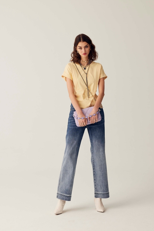 不對稱腰摺飾T恤上衣,