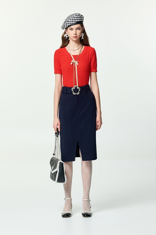 光輝紅項鍊針織上衣,,光輝紅項鍊針織上衣,上衣,人氣商品,外套,小香風,小香風外套,秋冬穿搭,約會特輯,蝴蝶結,針織,針織外套,上班OL穿搭,人氣商品,秋冬穿搭,約會特輯,花花世界,長大衣,上衣,人氣商品,秋冬穿搭,約會特輯,花花世界,上衣,短袖上衣,秋冬穿搭,約會特輯,花花世界,A字裙,上班OL穿搭,秋冬穿搭,長裙,春夏穿搭,短裙,蝴蝶結,一般背心,一般背心馬甲,上衣,春夏穿搭,時髦成套搭配,背心,輕奢度假,輕奢渡假,一般背心,一般背心馬甲,上班OL穿搭,上衣,人氣商品,春夏穿搭,無袖上衣,無袖背心,背心,春夏穿搭,時髦成套搭配,短裙,短褲,輕奢度假,輕奢渡假,春夏穿搭,珍珠,褲子,褲裙,U領上衣,上衣,春夏穿搭,約會特輯,蝴蝶結,春夏穿搭,短褲,約會特輯,褲裙,秋冬穿搭,窄裙,針織,開運紅,秋冬穿搭,窄管褲,褲子,西裝褲,開運紅,上衣,派對特輯,秋冬穿搭,開運紅,小禮服,洋裝特輯,秋冬穿搭,針織,針織洋裝,長袖洋裝,開運紅,春夏穿搭,派對特輯,短裙,輕奢度假,輕奢渡假,上衣,春夏穿搭,珍珠,輕奢度假,輕奢渡假,針織,上衣,春夏穿搭,輕奢度假,輕奢渡假,針織,上衣,小香風,春夏穿搭,輕奢度假,輕奢渡假,針織,項鍊