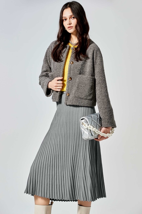 櫻草黃平紋圓領薄針織上衣,