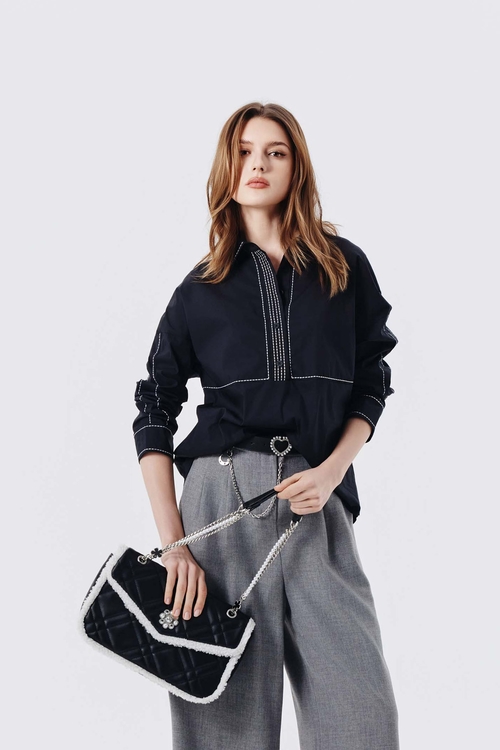 綴裝飾線半襟襯衫,上衣