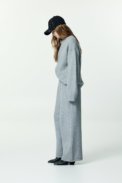 薄暮灰廓型針織上衣,,薄暮灰廓型針織上衣,上班OL穿搭,人氣商品,外套,小香風,時髦成套搭配,短褲,秋冬穿搭,蝴蝶結,西裝外套,上班OL穿搭,人氣商品,外套,條紋,秋冬穿搭,約會特輯,蝴蝶結,針織,針織外套,一般洋裝,人氣商品,秋冬穿搭,約會特輯,荷葉,上衣,人氣商品,條紋,秋冬穿搭,約會特輯,針織,針織上衣,針織衫,上班OL穿搭,人氣商品,秋冬穿搭,約會特輯,針織,針織衫,上衣,人氣商品,秋冬穿搭,約會特輯,針織,針織衫,上班OL穿搭,上衣,人氣商品,珍珠,秋冬穿搭,約會特輯,蝴蝶結,針織,針織上衣,針織衫,一般背心,一般背心馬甲,秋冬穿搭,背心,針織,針織背心,黑色背心,一般外套,外套,秋冬穿搭,寬褲,時髦成套搭配,秋冬穿搭,褲子,針織,長褲,一般外套,外套,秋冬穿搭,針織,針織外套,上衣,刺繡,秋冬穿搭,寬褲,牛仔,牛仔褲,牛仔長褲,秋冬穿搭,褲子,長褲,上衣,條紋,秋冬穿搭,針織,針織衫,寬褲,牛仔,牛仔褲,秋冬穿搭,純棉,褲子,一般外套,一般背心,一般背心馬甲,外套,秋冬穿搭,背心,針織,針織背心,牛仔,牛仔裙,秋冬穿搭,網紗,黑色裙子,上衣,秋冬穿搭,純棉,針織,針織衫,上衣,刺繡,秋冬穿搭,秋冬穿搭,褲子,黑色褲子,上衣,秋冬穿搭,針織,針織衫,上衣,秋冬穿搭,針織,針織衫,上衣,時髦成套搭配,秋冬穿搭,針織,針織上衣,針織衫