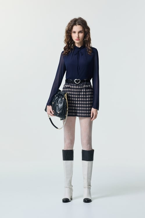 海軍藍輕柔內搭上衣,,海軍藍輕柔內搭上衣,上班OL穿搭,人氣商品,春夏穿搭,簡約穿搭,針織,針織外套,上班OL穿搭,人氣商品,秋冬穿搭,約會特輯,針織,針織衫,T恤,上班OL穿搭,上衣,人氣商品,春夏穿搭,珍珠,簡約穿搭,約會特輯,荷葉,上班OL穿搭,人氣商品,春夏穿搭,珍珠,約會特輯,荷葉,針織,針織衫,上衣,人氣商品,春夏穿搭,珍珠,約會特輯,上班OL穿搭,上衣,人氣商品,內搭上衣,春夏穿搭,格紋,簡約穿搭,一般背心,一般背心馬甲,上班OL穿搭,人氣商品,秋冬穿搭,背心,針織,針織背心,一般外套,上班OL穿搭,人氣商品,外套,小香風外套,春夏穿搭,時髦成套搭配,格紋,派對特輯,珍珠,荷葉,針織,一般外套,上班OL穿搭,外套,春夏穿搭,時髦成套搭配,格紋,約會特輯,蝴蝶結,上衣,春夏穿搭,簡約穿搭,約會特輯,針織,針織上衣,針織衫,上班OL穿搭,上衣,春夏穿搭,條紋,約會特輯,針織,針織上衣,針織衫,春夏穿搭,約會特輯,網裙,長裙,V領上衣,上衣,春夏穿搭,約會特輯,針織,針織上衣,針織衫,上班OL穿搭,春夏穿搭,時髦成套搭配,格紋,短褲,約會特輯,上衣,春夏穿搭,簡約穿搭,約會特輯,蝴蝶結,一般外套,上班OL穿搭,外套,小香風,小香風外套,秋冬穿搭,簡約穿搭,約會特輯,蝴蝶結,上班OL穿搭,喇叭褲,春夏穿搭,簡約穿搭,褲子,長褲,外套,春夏穿搭,條紋,約會特輯,針織,針織外套,上班OL穿搭,刺繡,外套,春夏穿搭,條紋,簡約穿搭,約會特輯,針織,針織外套,上班OL穿搭,丹寧,春夏穿搭,牛仔,牛仔褲,約會特輯,蝴蝶結,長褲,V領上衣,上衣,春夏穿搭,格紋,約會特輯,針織,針織上衣,針織衫,上班OL穿搭,春夏穿搭,窄管褲,腰帶,褲子,長褲,上班OL穿搭,上衣,春夏穿搭,條紋,簡約穿搭,約會特輯,針織,針織上衣,針織衫,上班OL穿搭,上衣,內搭上衣,秋冬穿搭,簡約穿搭,約會特輯