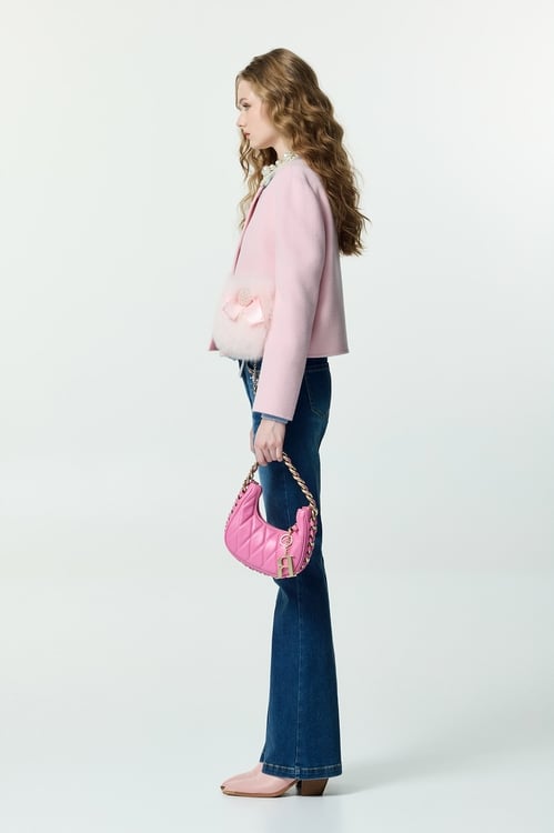 紅雪糕短版羊毛大衣,上班OL穿搭