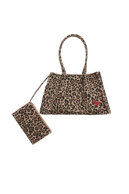 個性豹紋愛心針織手提包,,個性豹紋愛心針織手提包,上班OL穿搭,秋冬穿搭,約會特輯,長大衣,上班OL穿搭,寬褲,時髦成套搭配,秋冬穿搭,褲子,長褲,上班OL穿搭,上衣,秋冬穿搭,約會特輯,針織衫,上衣,刺繡,秋冬穿搭,約會特輯,上班OL穿搭,外套,格紋,皮衣,秋冬穿搭,連帽外套,上班OL穿搭,丹寧,外套,牛仔,秋冬穿搭,約會特輯,針織,針織外套,一般背心,一般背心馬甲,上班OL穿搭,外套,時髦成套搭配,無袖背心,秋冬穿搭,背心,丹寧,時髦成套搭配,牛仔,牛仔短裙,牛仔裙,牛仔褲,短裙,秋冬穿搭,上衣,刺繡,秋冬穿搭,上班OL穿搭,皮革,秋冬穿搭,約會特輯,長裙,V領上衣,上班OL穿搭,上衣,秋冬穿搭,約會特輯,針織,針織上衣,針織衫,上班OL穿搭,丹寧,牛仔,秋冬穿搭,襯衫,上班OL穿搭,刺繡,短褲,秋冬穿搭,約會特輯,上衣,秋冬穿搭,約會特輯,針織,針織上衣,針織衫,上班OL穿搭,上衣,秋冬穿搭,約會特輯,針織,針織上衣,針織衫,上班OL穿搭,秋冬穿搭,窄管褲,褲子,丹寧,時髦成套搭配,牛仔,牛仔褲,秋冬穿搭,約會特輯,秋冬穿搭,針織