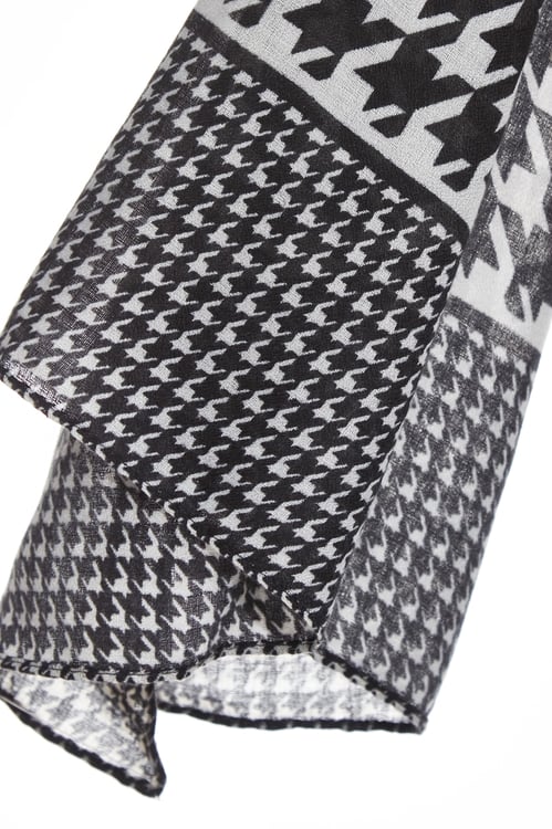 經典雙層千鳥格薄圍巾,,經典雙層千鳥格薄圍巾,圍巾,格紋,秋冬穿搭,針織,圍巾,格紋,秋冬穿搭,針織,皮帶,皮革,秋冬穿搭,皮帶,皮革,秋冬穿搭,珍珠,皮帶,皮革,秋冬穿搭,珍珠,皮帶,皮革,秋冬穿搭,珍珠,皮帶,皮革,秋冬穿搭,圍巾,秋冬穿搭