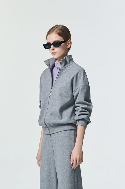 安靜灰簡約休閒外套,時髦成套搭配