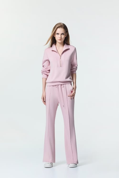 休閒風喇叭長褲,,粉紅雪糕色喇叭褲,刺繡,喇叭褲,秋冬穿搭,褲子,刺繡,喇叭褲,秋冬穿搭,褲子,刺繡,喇叭褲,秋冬穿搭,褲子