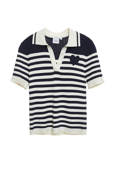 綴海軍藍愛心針織上衣